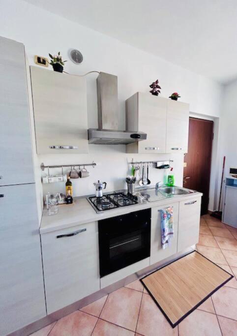 Appartement Casa Lucia A Carugo Extérieur photo