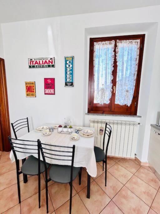 Appartement Casa Lucia A Carugo Extérieur photo